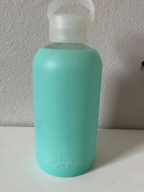 $10👄 bkr Glass Bottle